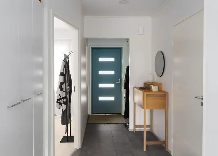 Finnish Swan By Lapland Host * Ροβανιέμι